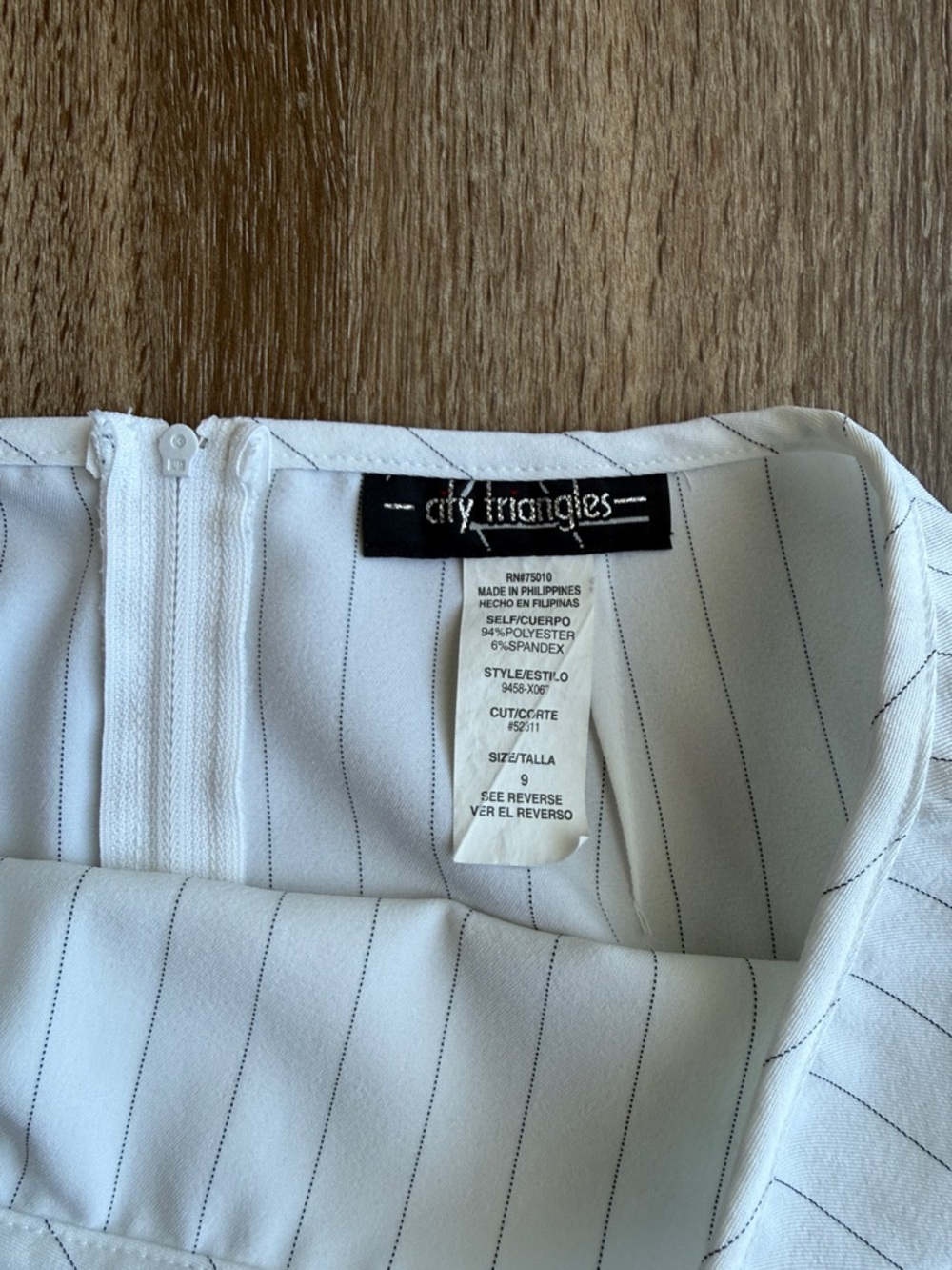 Y2K Pinstripe Mini Skirt - Picture 4 of 6